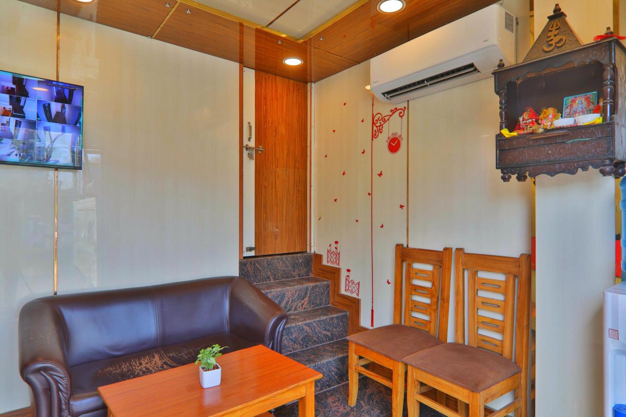 Divine Glory Hotel 러크나우 외부 사진